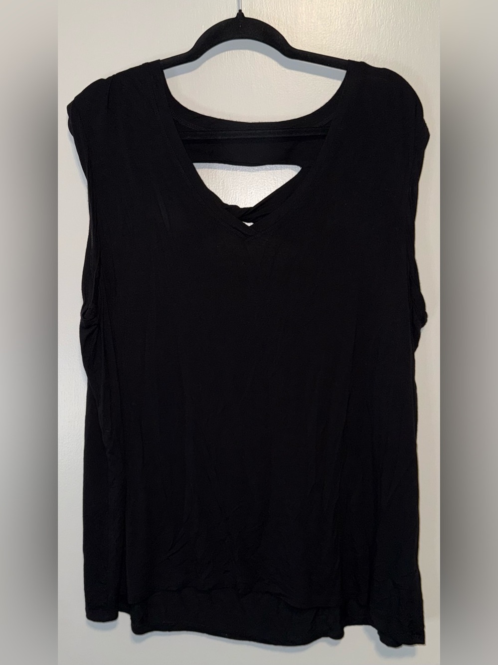 Lane Bryant Black V-Neck Sleeveless Tank with Twist Detail